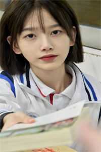 解除婚约后，那人早早来求娶她全本