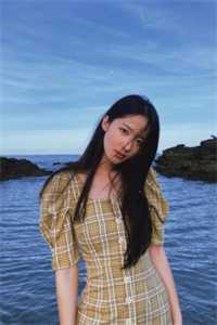 畅销小说新婚夜，夫人她读心植物人总裁