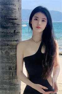 畅销巨作逃荒路上,我每天都在吃皇粮,女主叫顾玖的小说