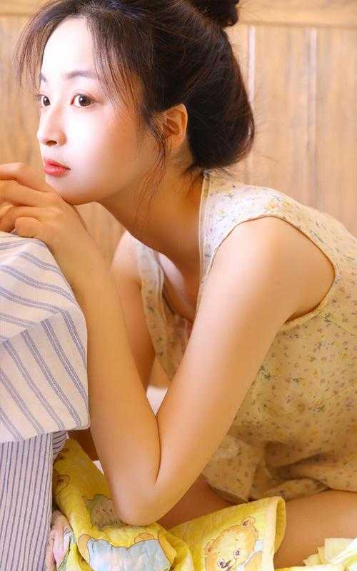 穿成炮灰女主后，引诱了疯批暴君书目