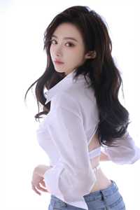 穿成炮灰女主后，引诱了疯批暴君最新热门小说