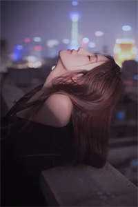 穿书后，她在冷情大疯批心头蹦迪好书